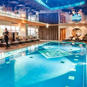 Szálloda Vier Jahreszeiten Kempinski, München