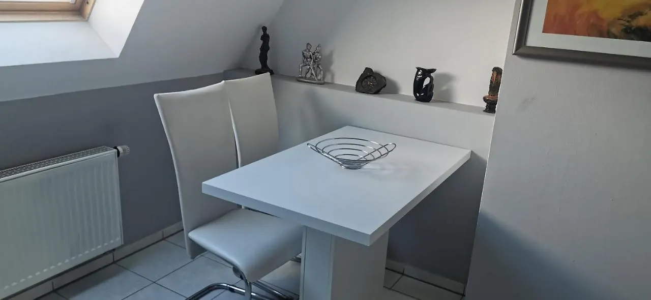 Muenchen Grosszuegige Wohnung Sehr Ruhig 0*, ミュンヘン