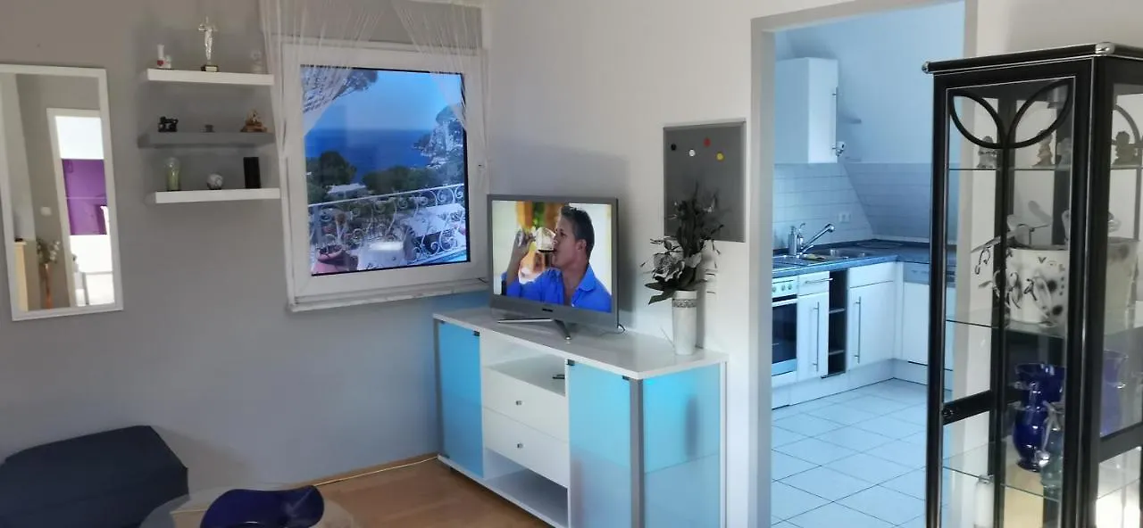 アパート Muenchen Grosszuegige Wohnung Sehr Ruhig ドイツ